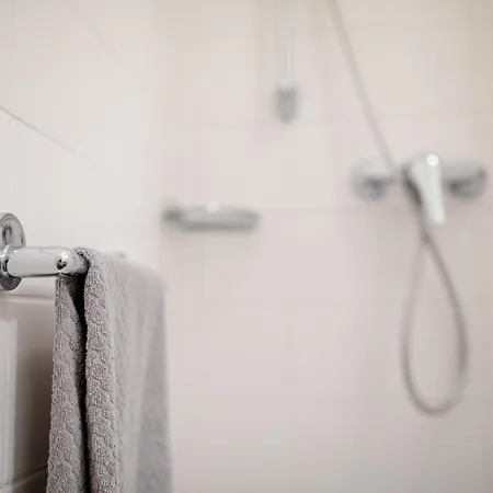 Alojamento de Acomodação e Pequeno-almoço Zimmer-graz 4*